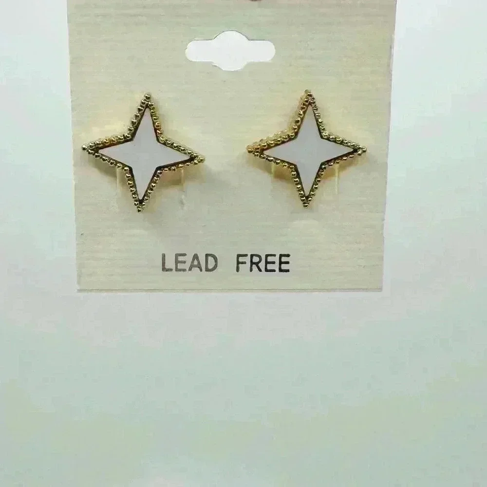 White Star Stud Earrings - Picture 2 of 3